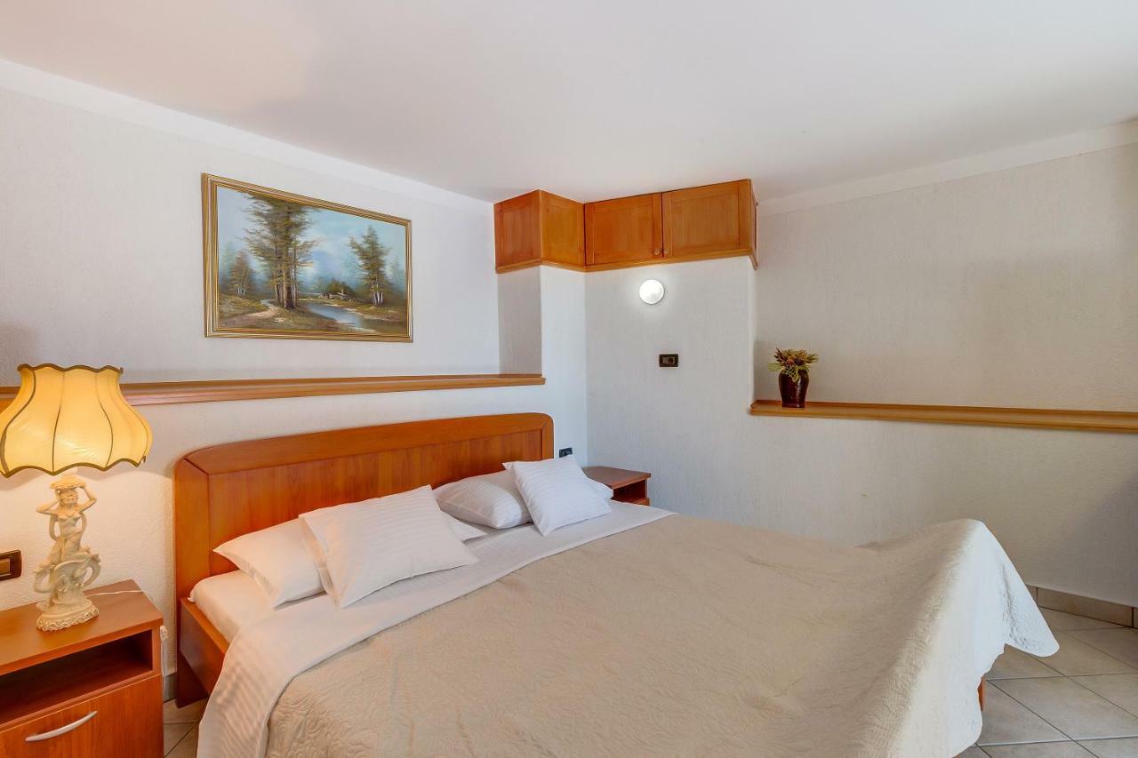 Apartmani Muzic Orlec Esterno foto